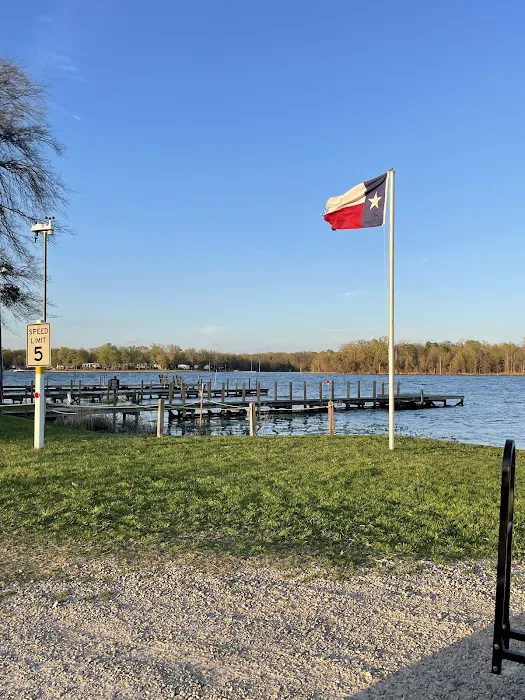 Patriot RV Park - Lake Fork Picture 3