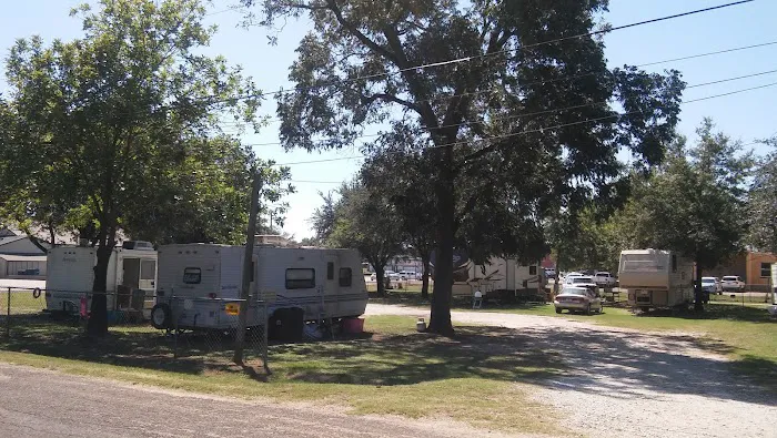 Newman's RV Park Picture 2
