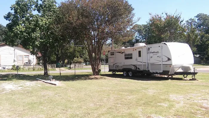 Newman's RV Park Picture 10