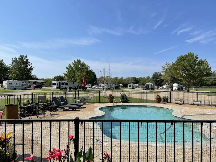 Canton I-20 RV Park Picture 2