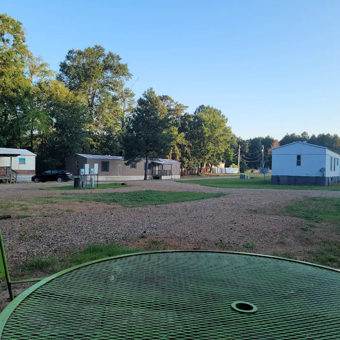 Lone Star RV Park Picture 5