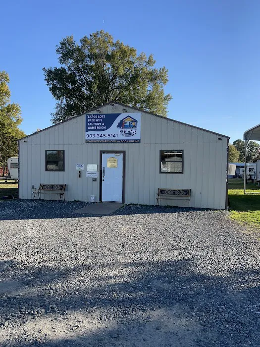 New Wave RV Park Picture 1