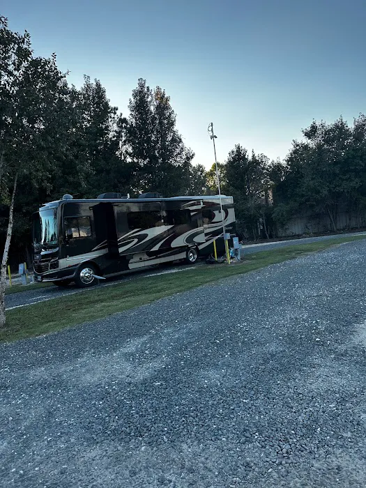 New Wave RV Park Picture 5