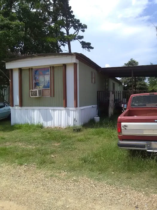 Cavalier Mobile Home Park Picture 3
