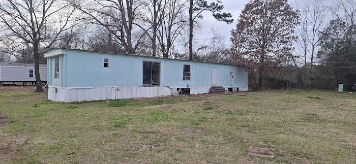 Cavalier Mobile Home Park Picture 8
