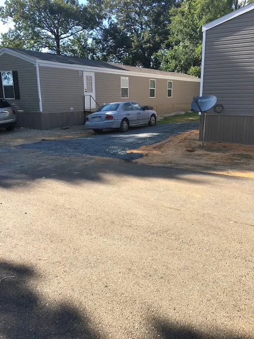Cavalier Mobile Home Park Picture 4