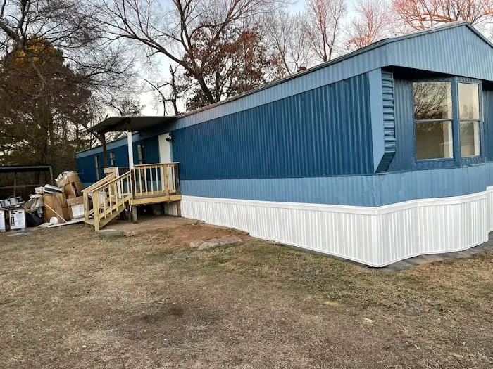 Cavalier Mobile Home Park Picture 10