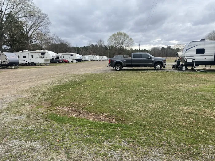 La 425 North RV Park Picture 3