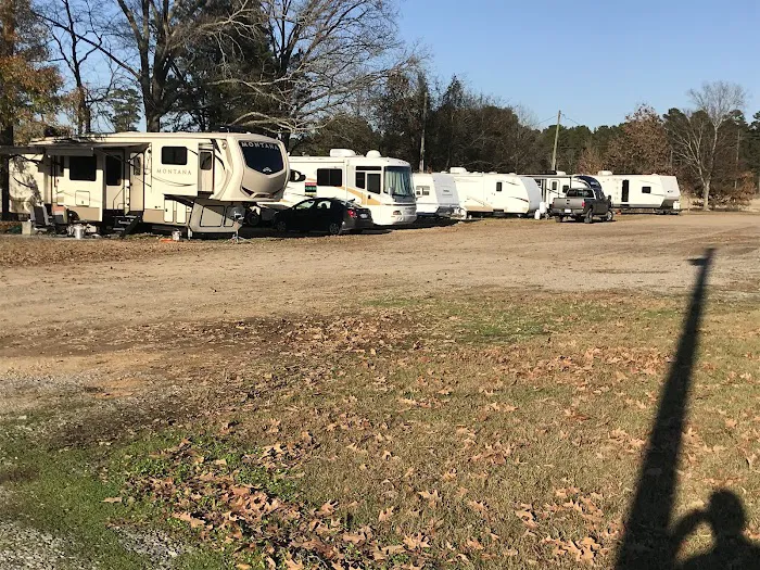 La 425 North RV Park Picture 10