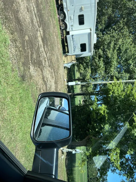 La 425 North RV Park Picture 9