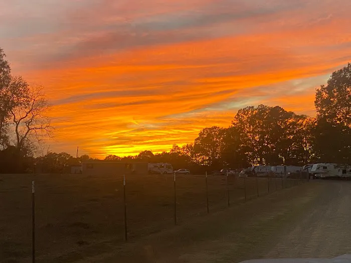 La 425 North RV Park Picture 4