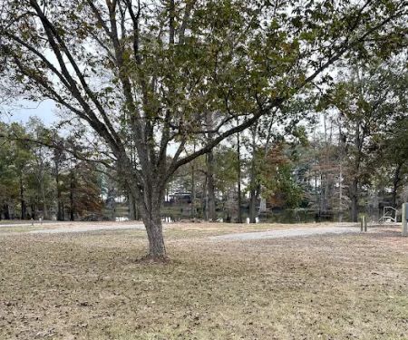 Raz’s Retreat RV Park