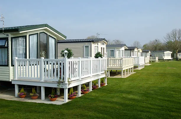 Hooks Mobile Home Park Picture 2