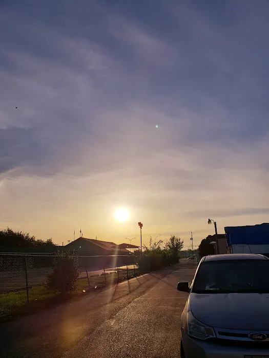 Colonial Hills Picture 1