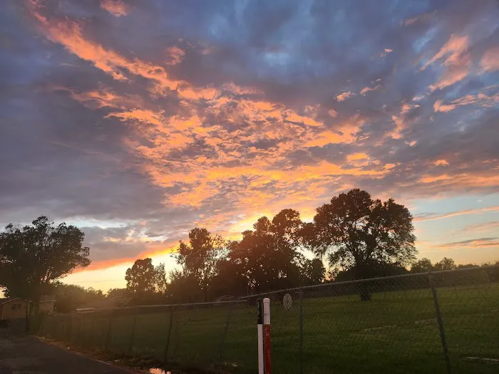 Colonial Hills Picture 7