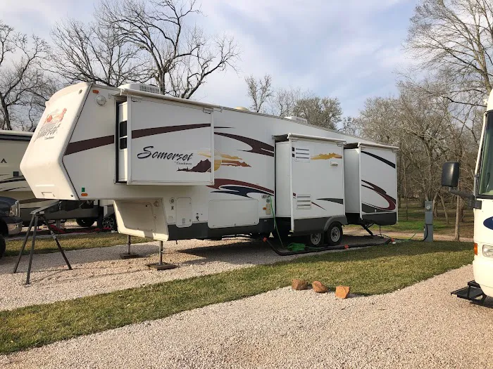 Triple-B RV Park Picture 10