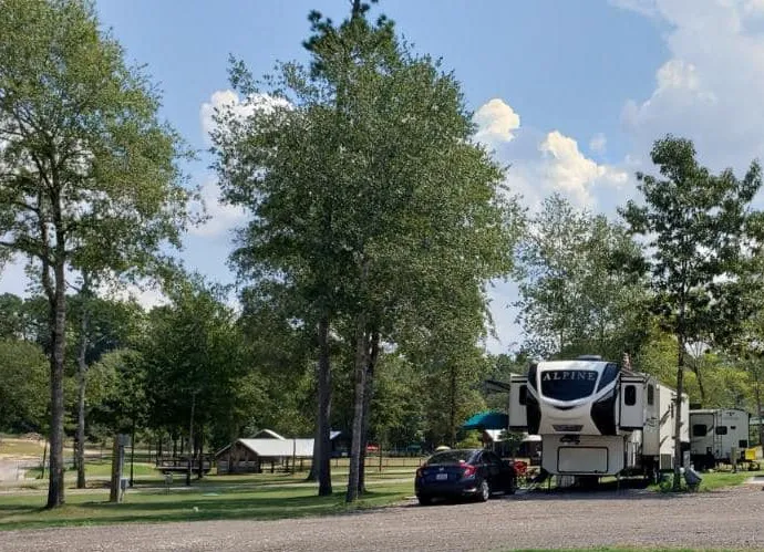 7 Bridges RV Park Picture 5