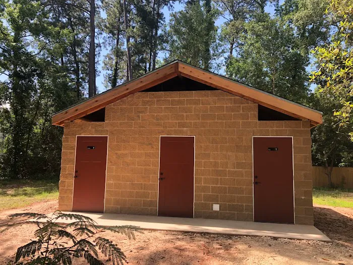 Montgomery Trails RV Park Picture 2