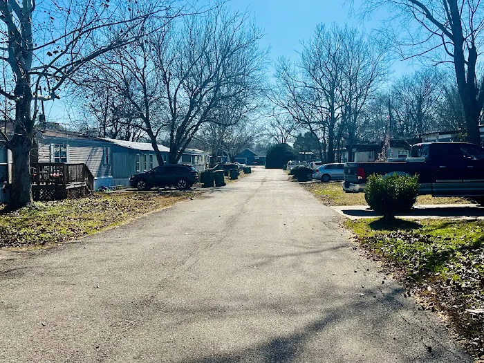 Cedar Crest Mobile Home Park Picture 1