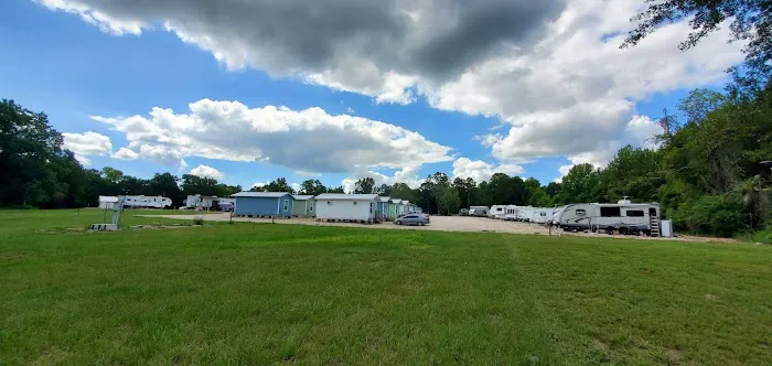 Towering Oaks RV Park Montgomery Texas Picture 3