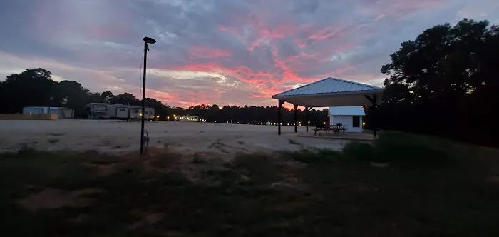 Towering Oaks RV Park Montgomery Texas Picture 10