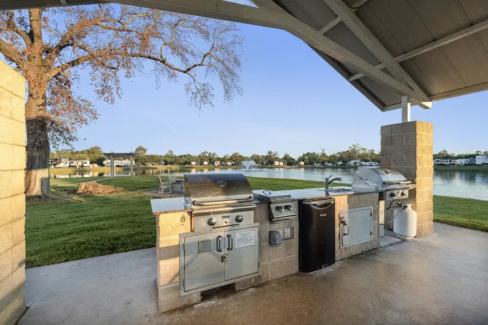 Northlake RV Resort by QRV Picture 4