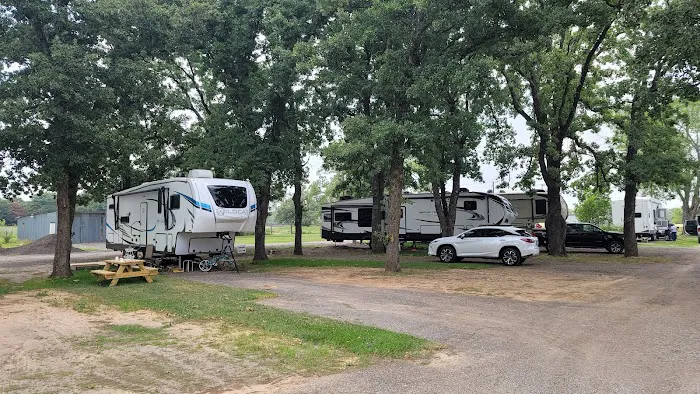 Emory Oaks RV Park Picture 8