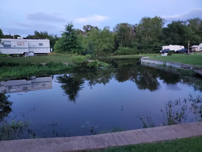Rolling Fork RV Park Picture 9