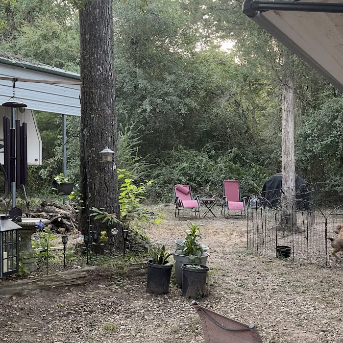 Cedar Grove RV Park & Campground Picture 7