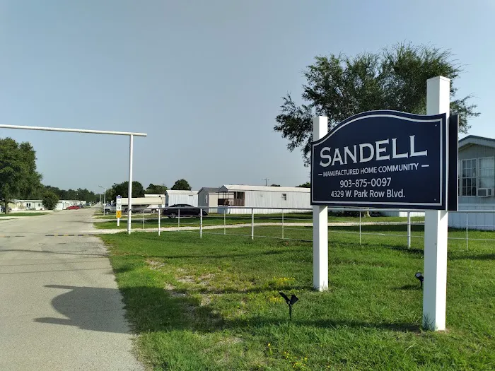 Sandell Mobile Home Park Picture 5