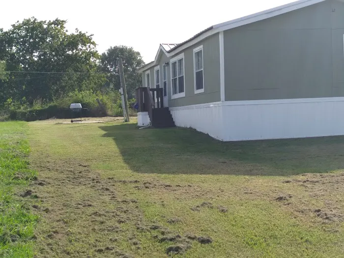 Sandell Mobile Home Park Picture 9