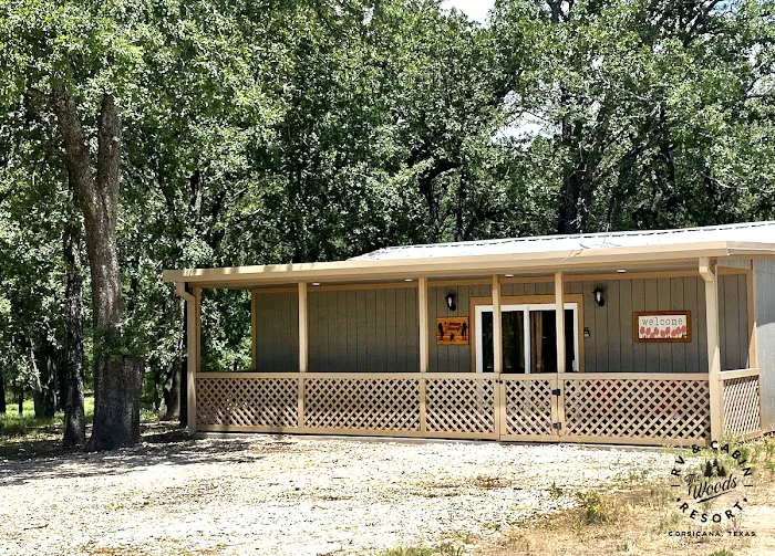 The Woods RV & Cabin Resort Picture 4
