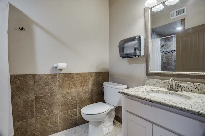 Rockin' Sunset RV Picture 2