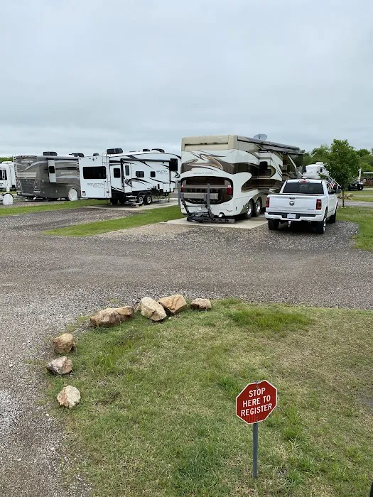 Rockin' Sunset RV Picture 4