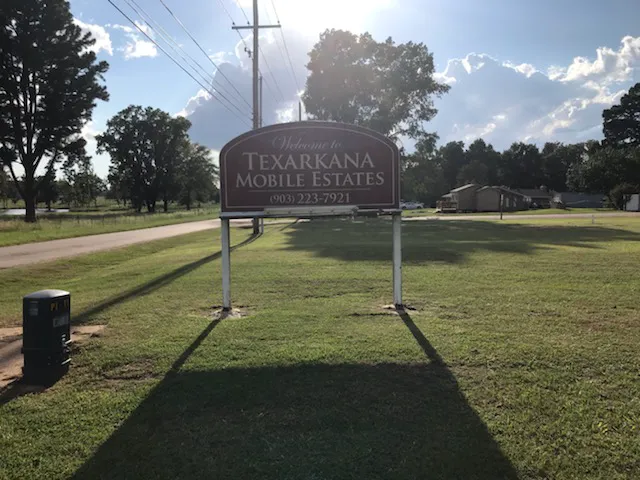 Texarkana Estates Mobile Home Community Picture 1