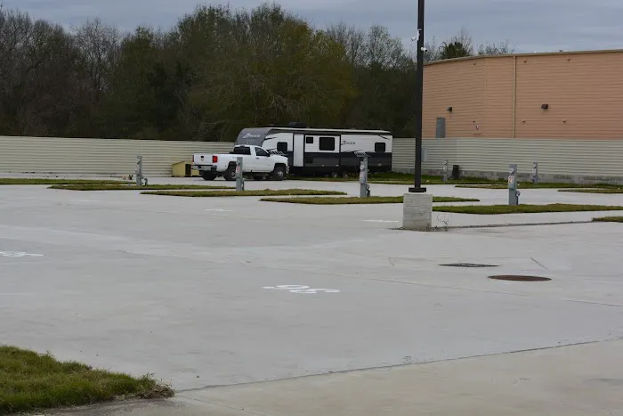 Danny's RV Resort / Park Picture 9