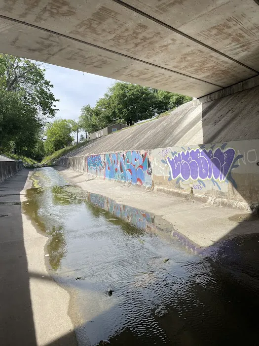 Shady Oak Village MHP, LLC Picture 3