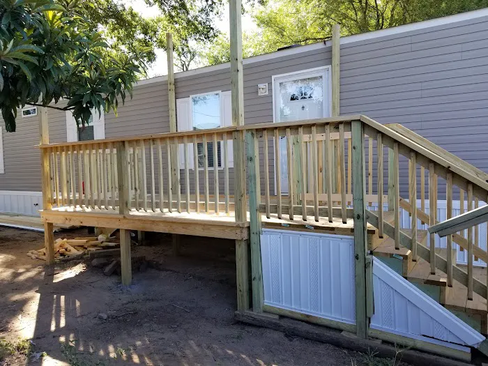 Lamplighter East Mobile Home Park Picture 5