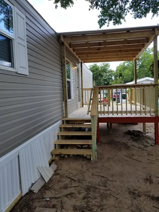 Lamplighter East Mobile Home Park Picture 6