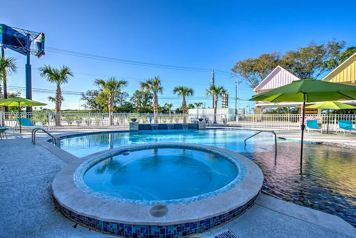 Seaside RV Resort & Hotel Picture 3