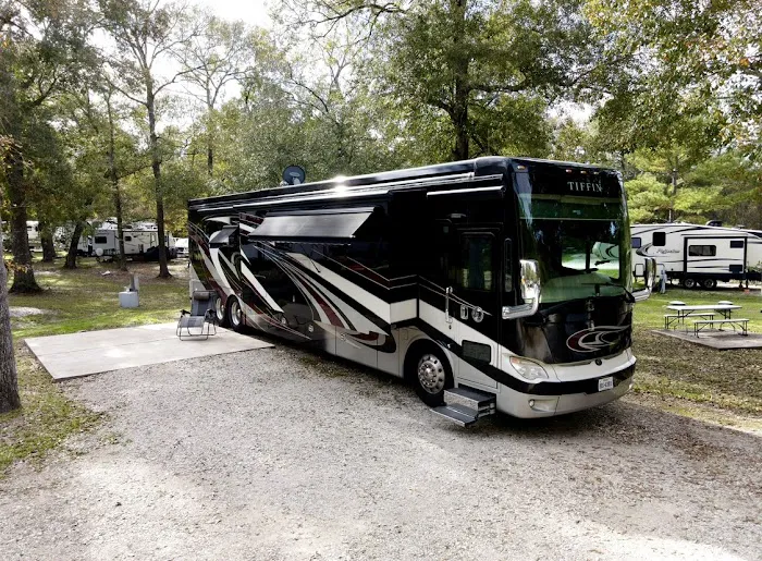 Timber Ridge RV Village Picture 4