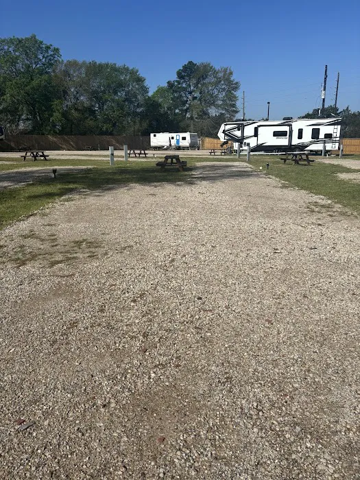Goodson Loop RV Park Picture 1