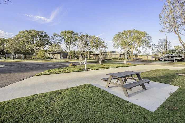 Leisure Lane RV Resort The Woodlands Picture 9