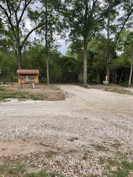 Sandy Hill RV Park Picture 3