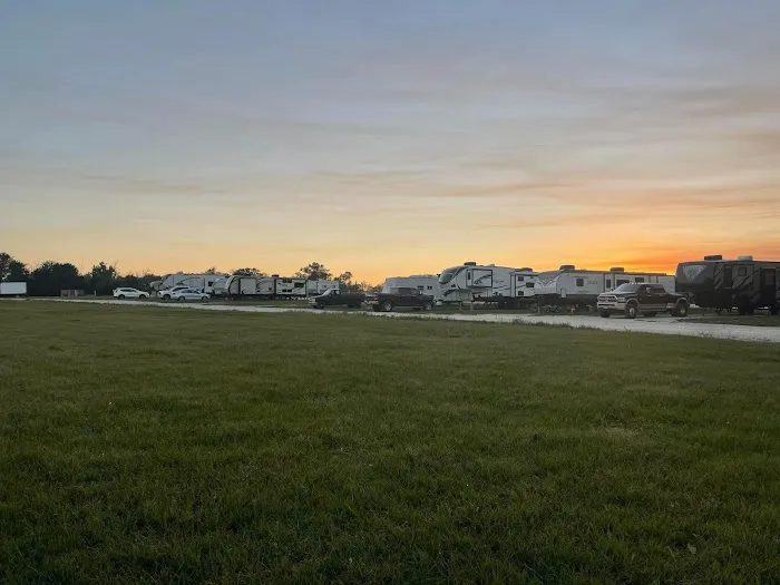 Cousins Landing RV Park Picture 2