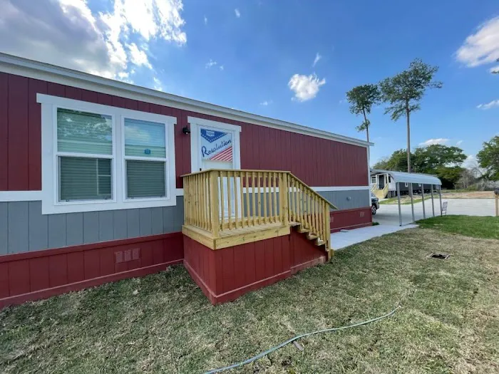 Cedar Creek Forest Mobile Home Picture 7