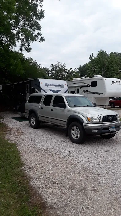 Tomball RV Park Picture 6
