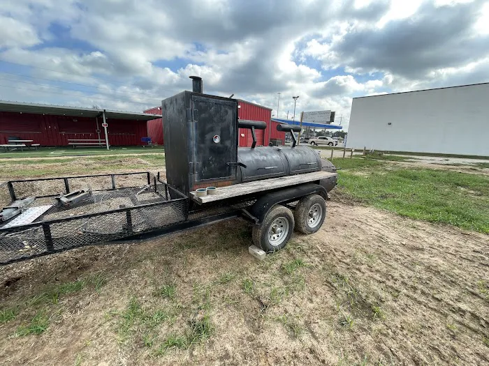 King's Court RV park & Open Storage Picture 8