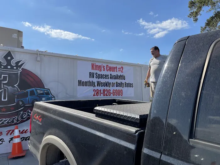 King's Court RV park & Open Storage Picture 7