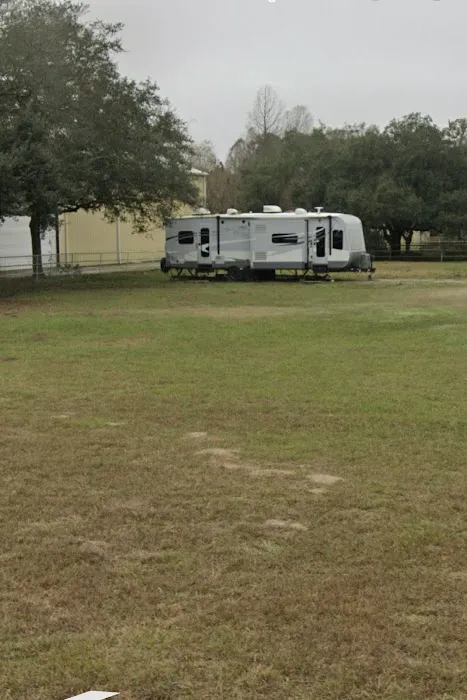 4 Seasons RV Park Picture 7